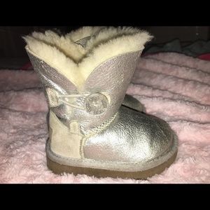 Gently Used. Genuine Sheep. Toddler Glitter Uggs.